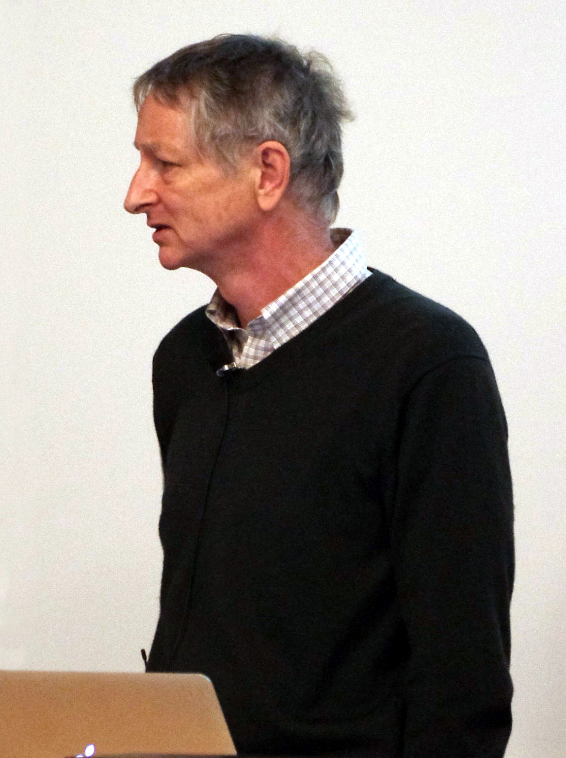Geoffrey Hinton lecturing on deep neural networks at the University of British Columbia, 2013
